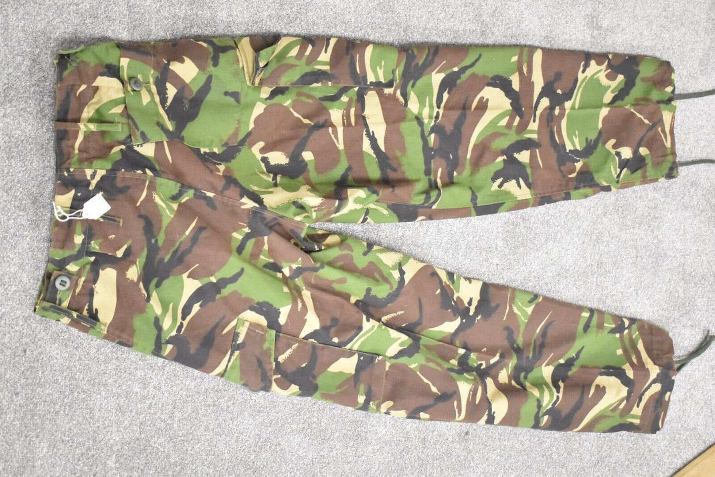 British Army DPM Lightweight Woodland Camo Combat Trousers – Size 75/76/92