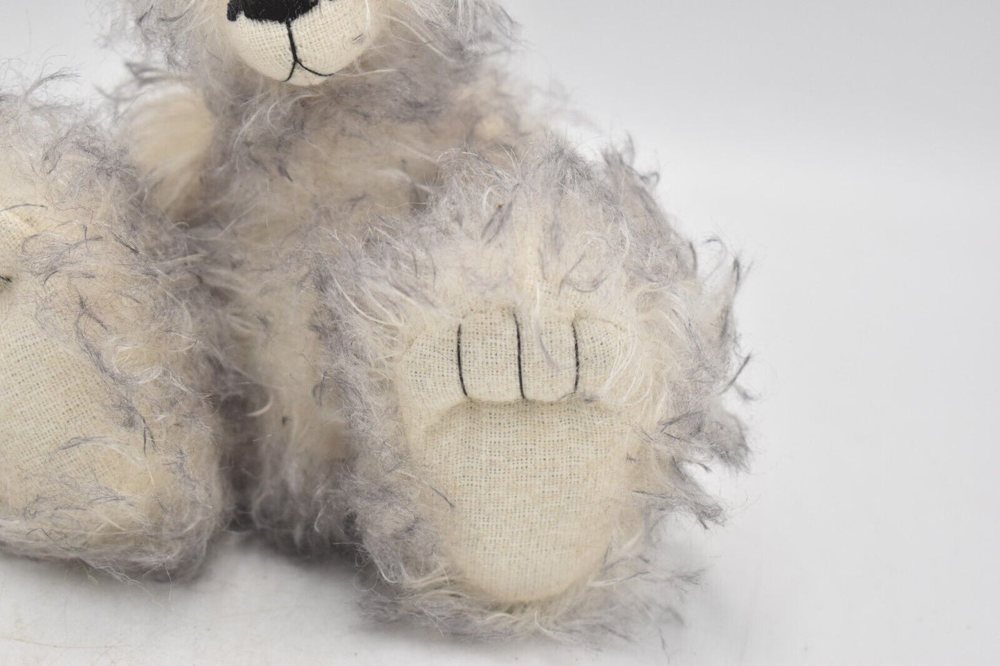 Artist Teddy Bear Errol by Balfour Bears – Tricia Balfour – One of a Kind