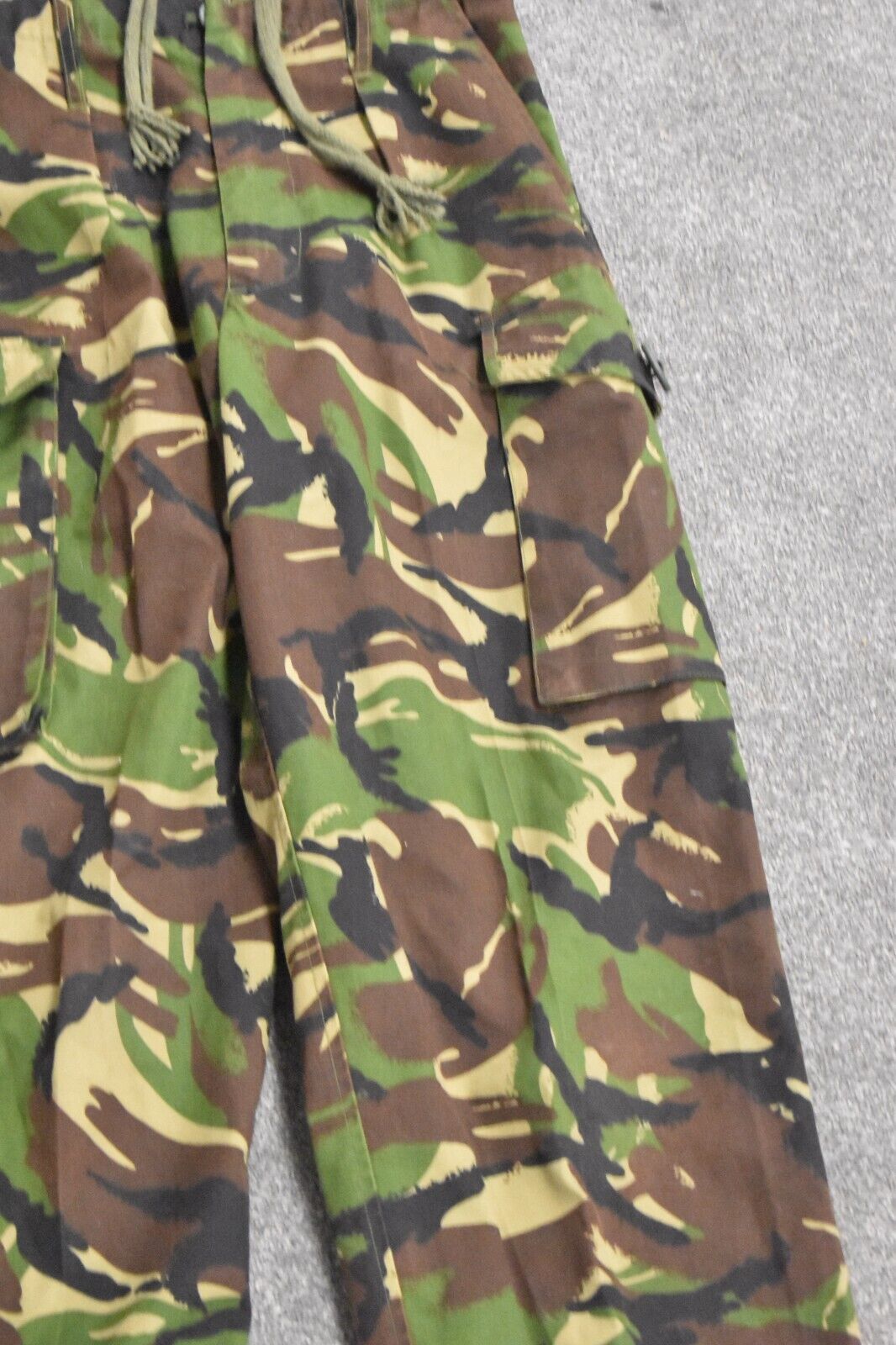 British Army DPM Lightweight Woodland Camo Combat Trousers – Size 75/76/92