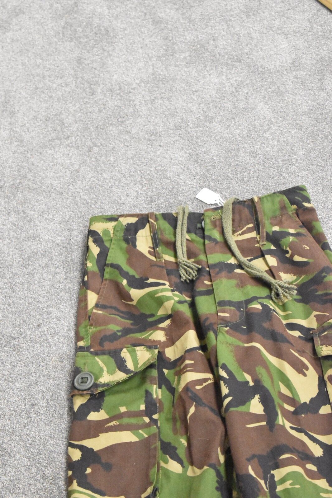 British Army DPM Lightweight Woodland Camo Combat Trousers – Size 75/76/92