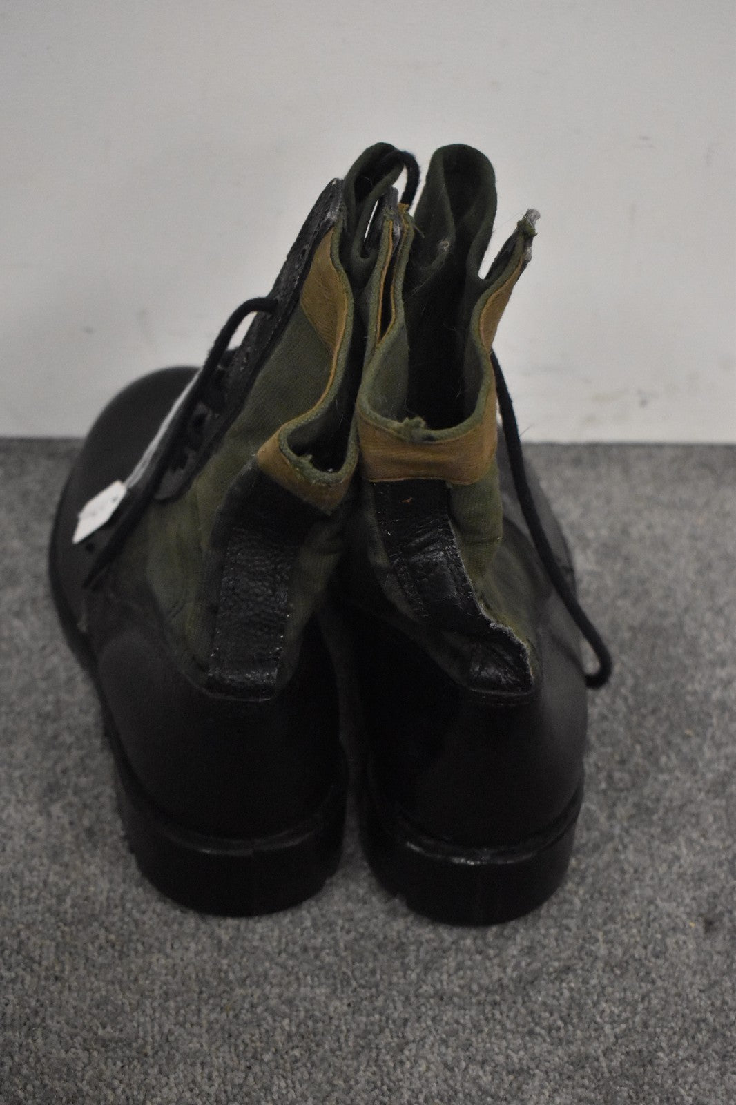 British Army Jungle Boots – UK Size 7 / EU 41
