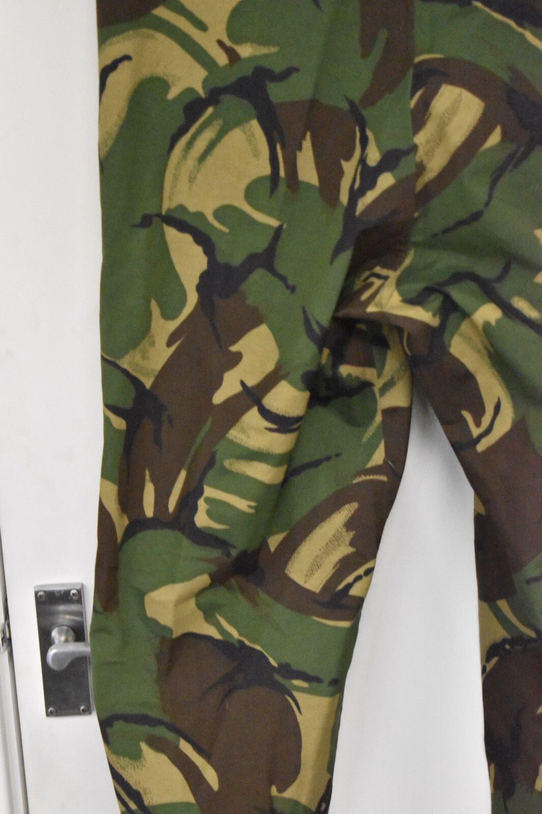British Army MVP DPM Waterproof Over Trousers – 180/88 (W34" L30") – Military