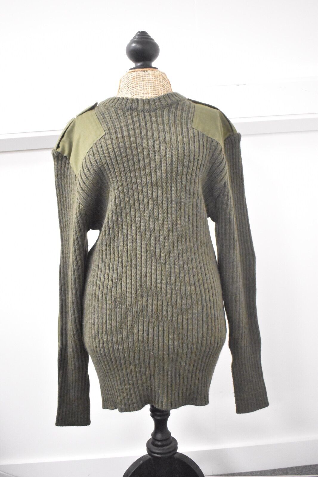 British Army Olive Green Wool Jumper Pullover Thermal Jersey - Size 100cm