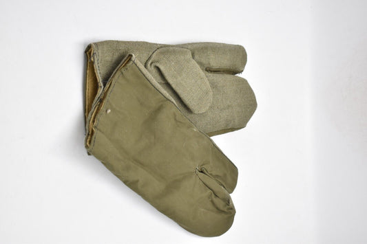 German Army 3-Finger Mittens / Work Gloves – Size Medium