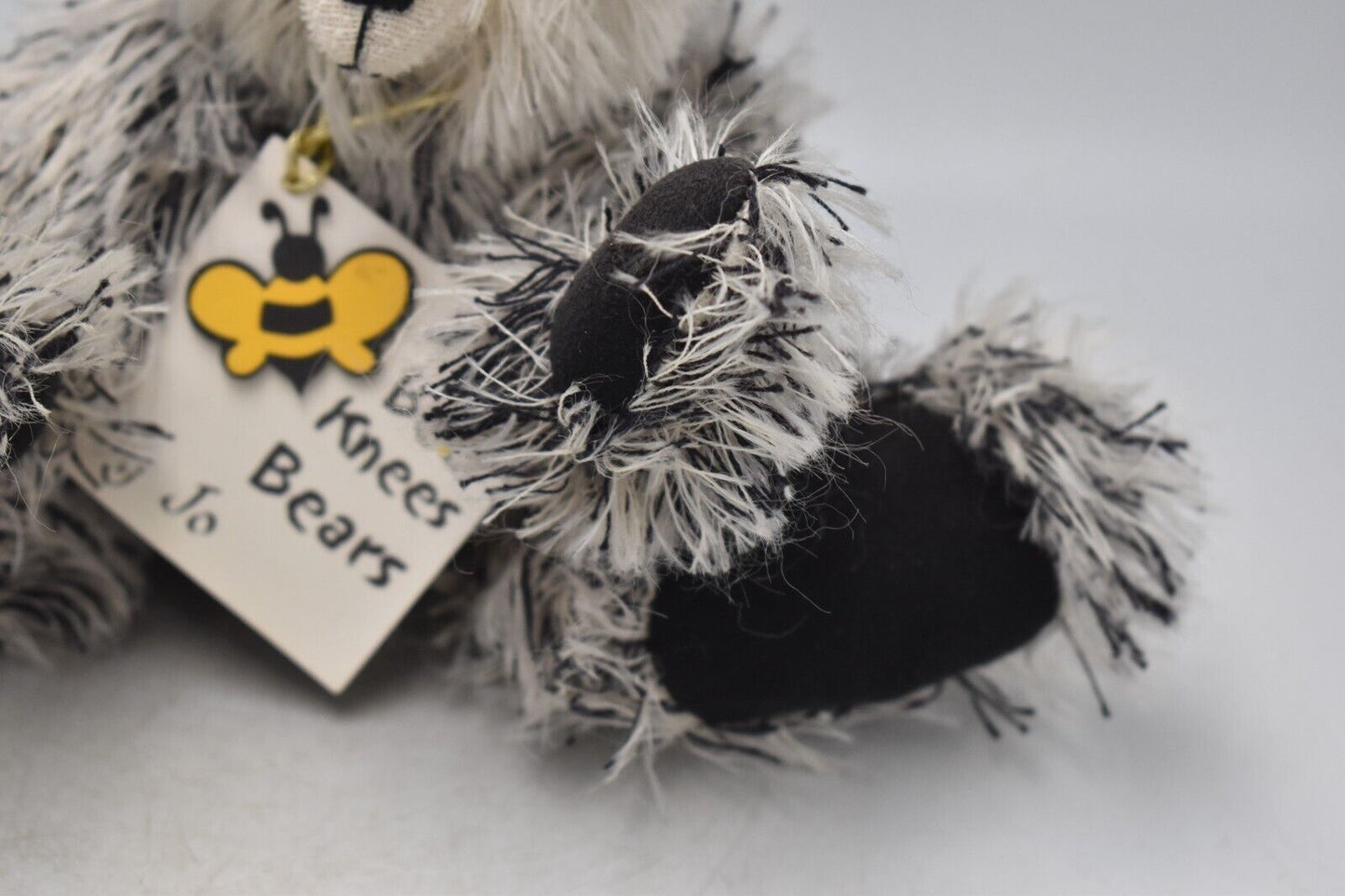 Vintage OOAK Artist Teddy Bear "Minstrel" by Bees Knees Bears – Mohair – Tagged