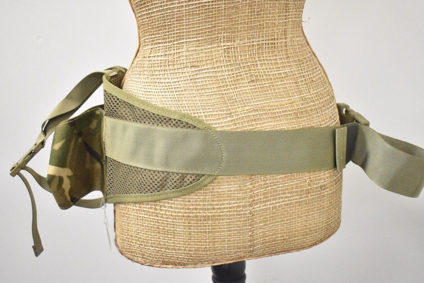Kombat Water Bottle Belt System – Army Camouflage