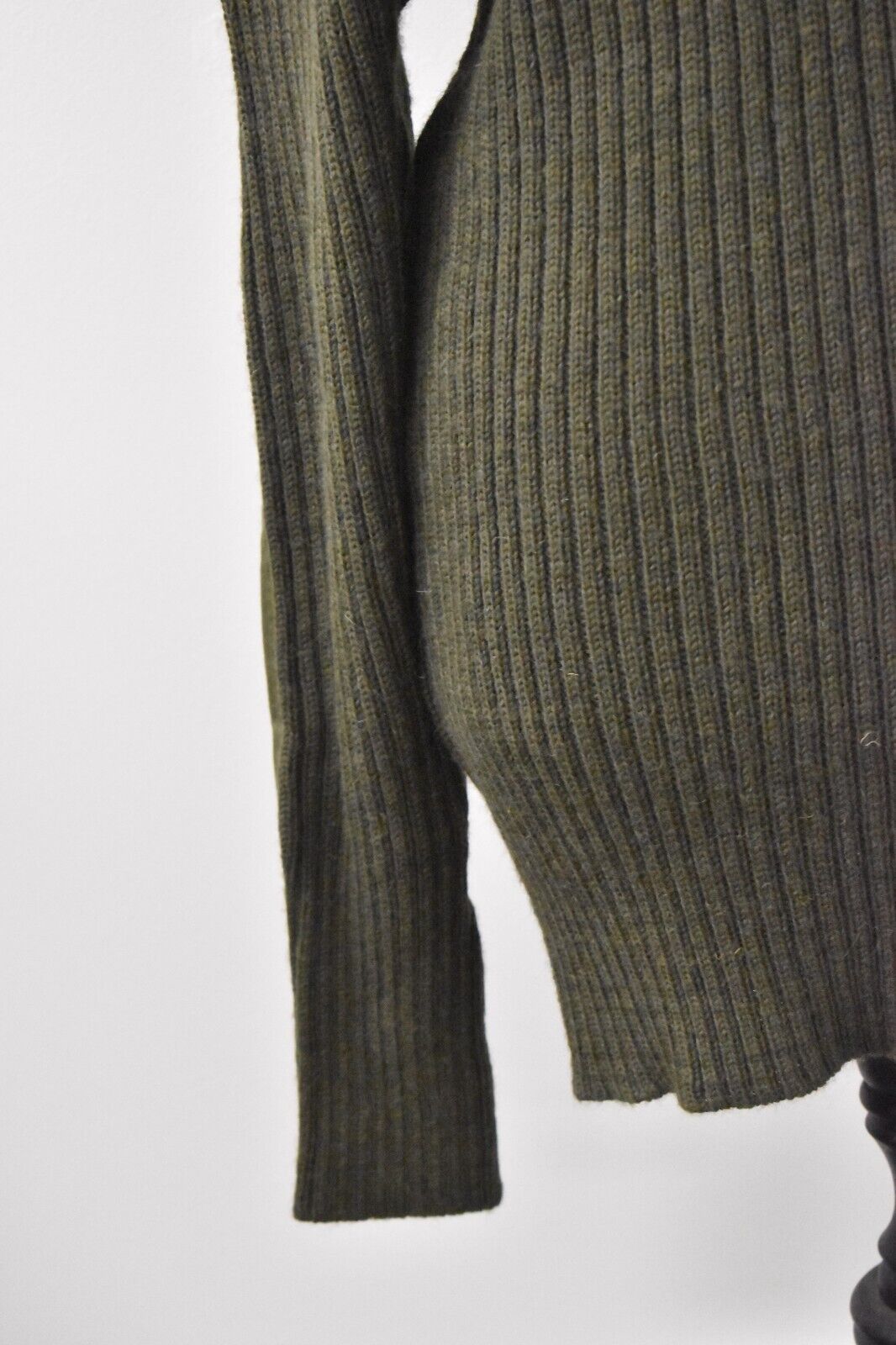 British Army Olive Green Wool Jumper Pullover Thermal Jersey - Size 100cm
