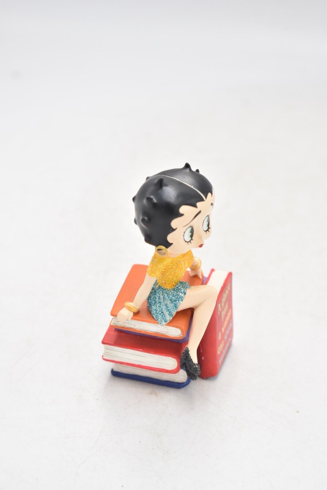 Betty Boop Danbury Mint "A Glance Can Speak Volumes" Figurine Statue Ornament