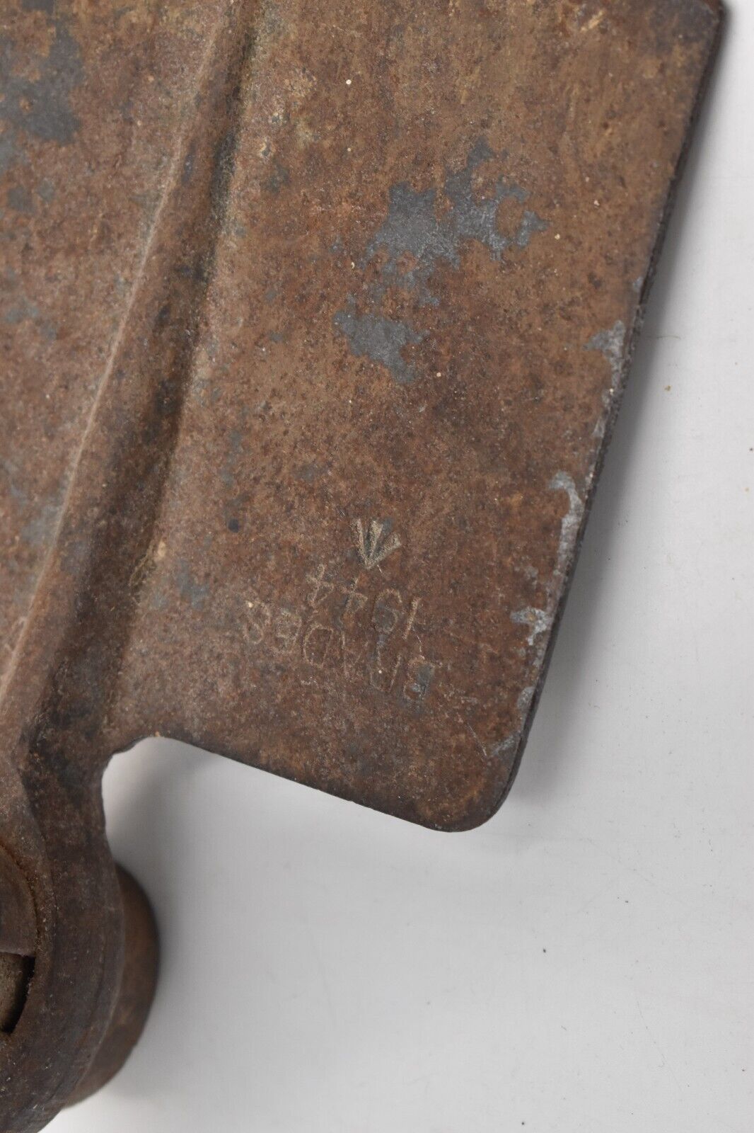 British Army WWII Entrenching Tool – Dated 1944