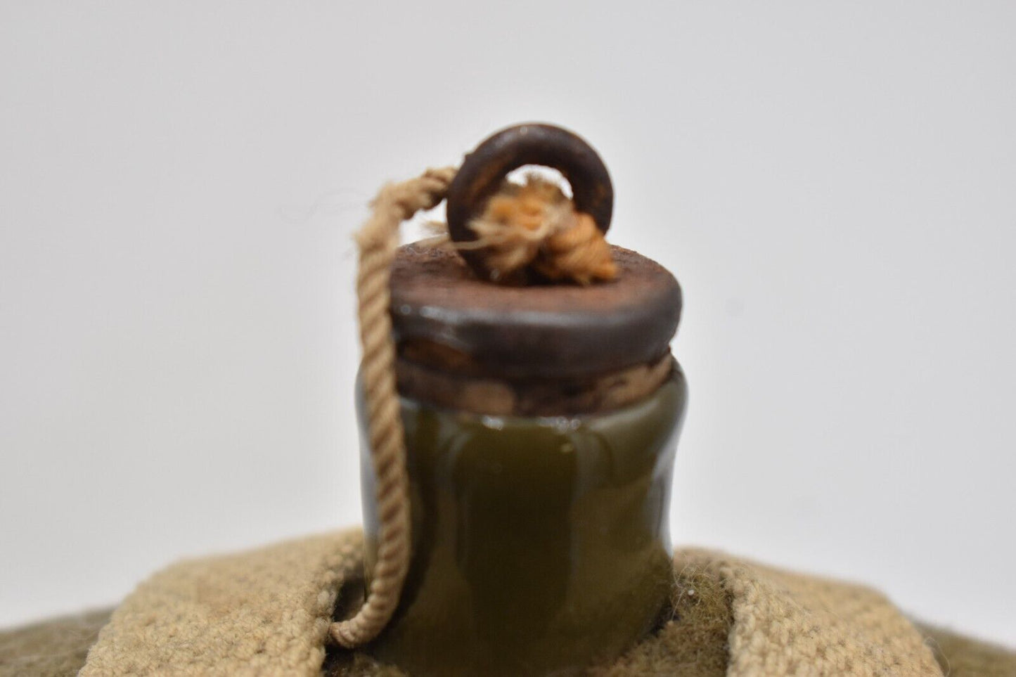 British Army 1940 Pattern Cavalry Webbing Waterbottle – Dated Meco 1940