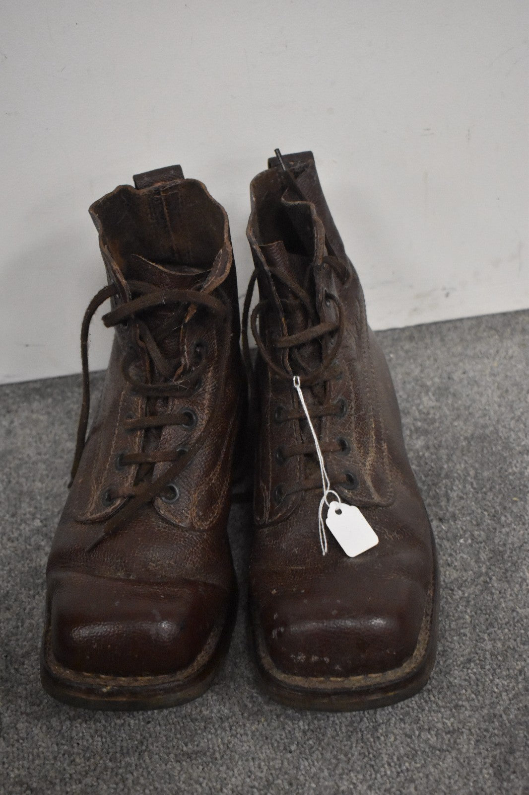 Vintage 1975 Swedish Army Tretorn Varnamo Brown Leather Combat Boots – UK Size 7