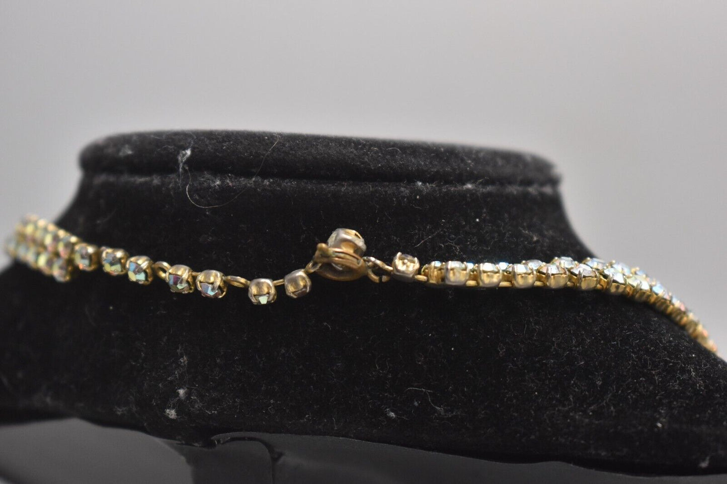 Vintage 1950s Aurora Borealis Rhinestone Statement Necklace – 44cm