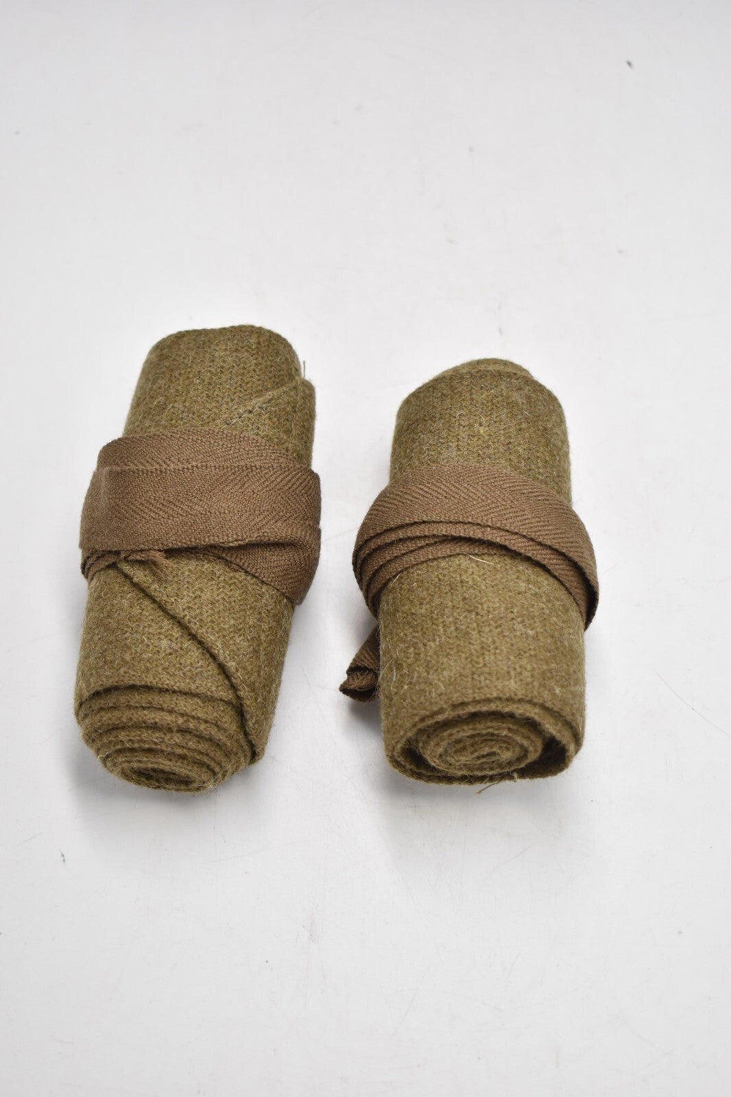 British Army WWI & WWII Khaki Puttees – 4" Width