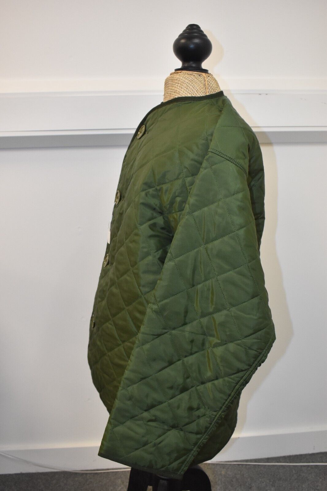 British Army Green Quilted Extreme Cold Weather Parka Jacket Liner – Size 170/10