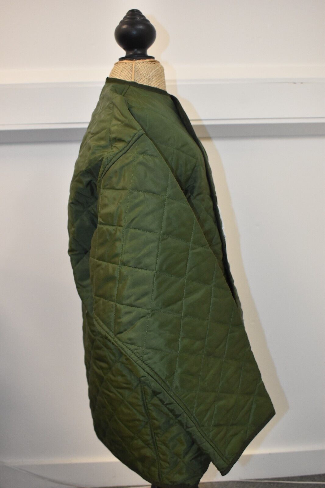 British Army Green Quilted Extreme Cold Weather Parka Jacket Liner – Size 170/10