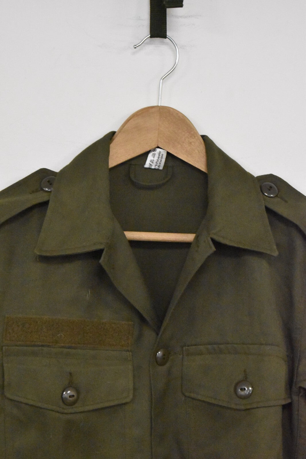 Austrian Army Field Shirt – Heereseigentum Olive – Dated 1983 – 40" Chest