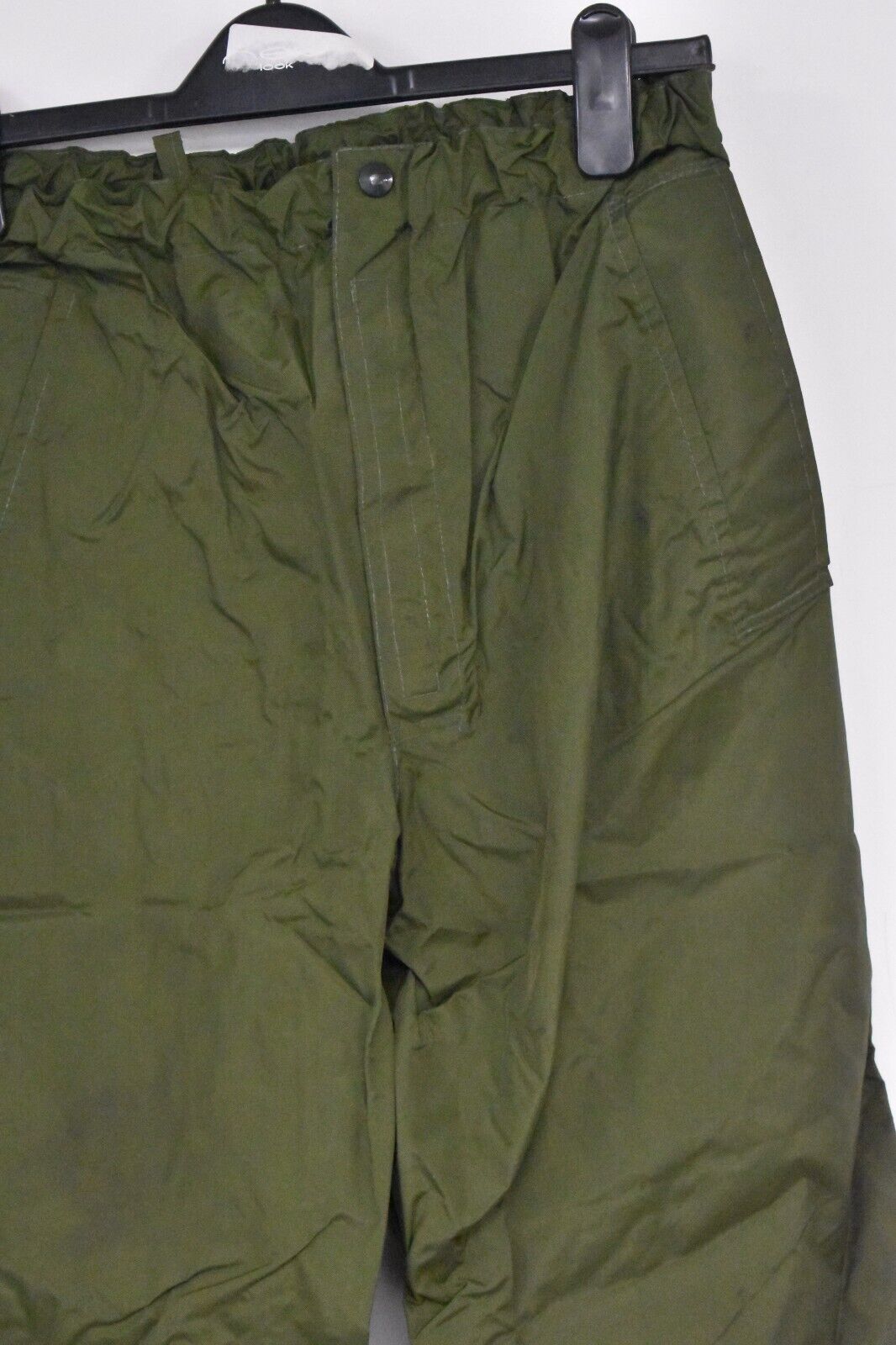 British Army/RAF Foul Weather Waterproof Trousers – Olive Green, Size 170/80