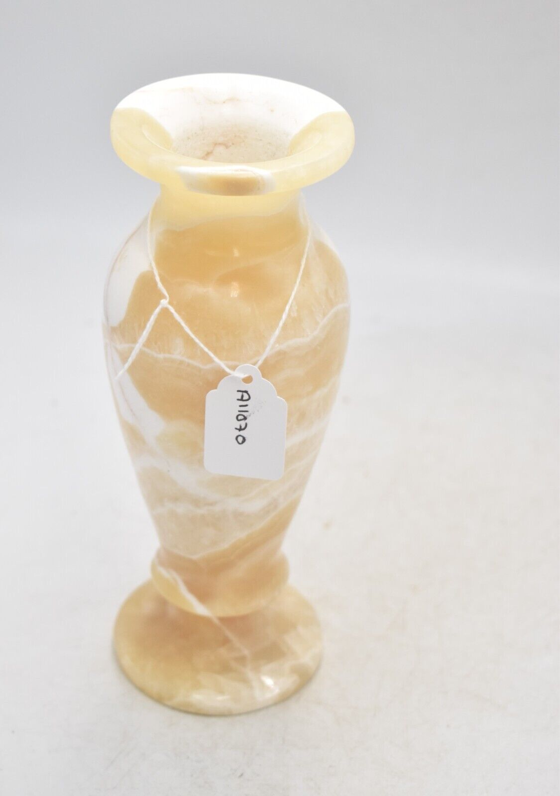 Vintage Onyx Marble Bud Vase – Hand Carved Decorative – 20cm