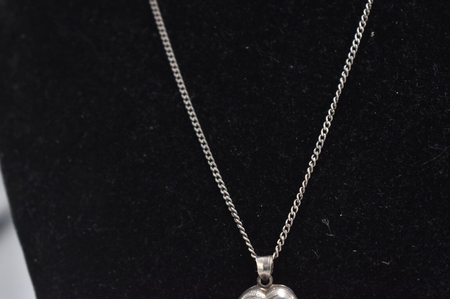 Vintage Sterling Silver 925 Necklace with Heart Locket Pendant – 40cm