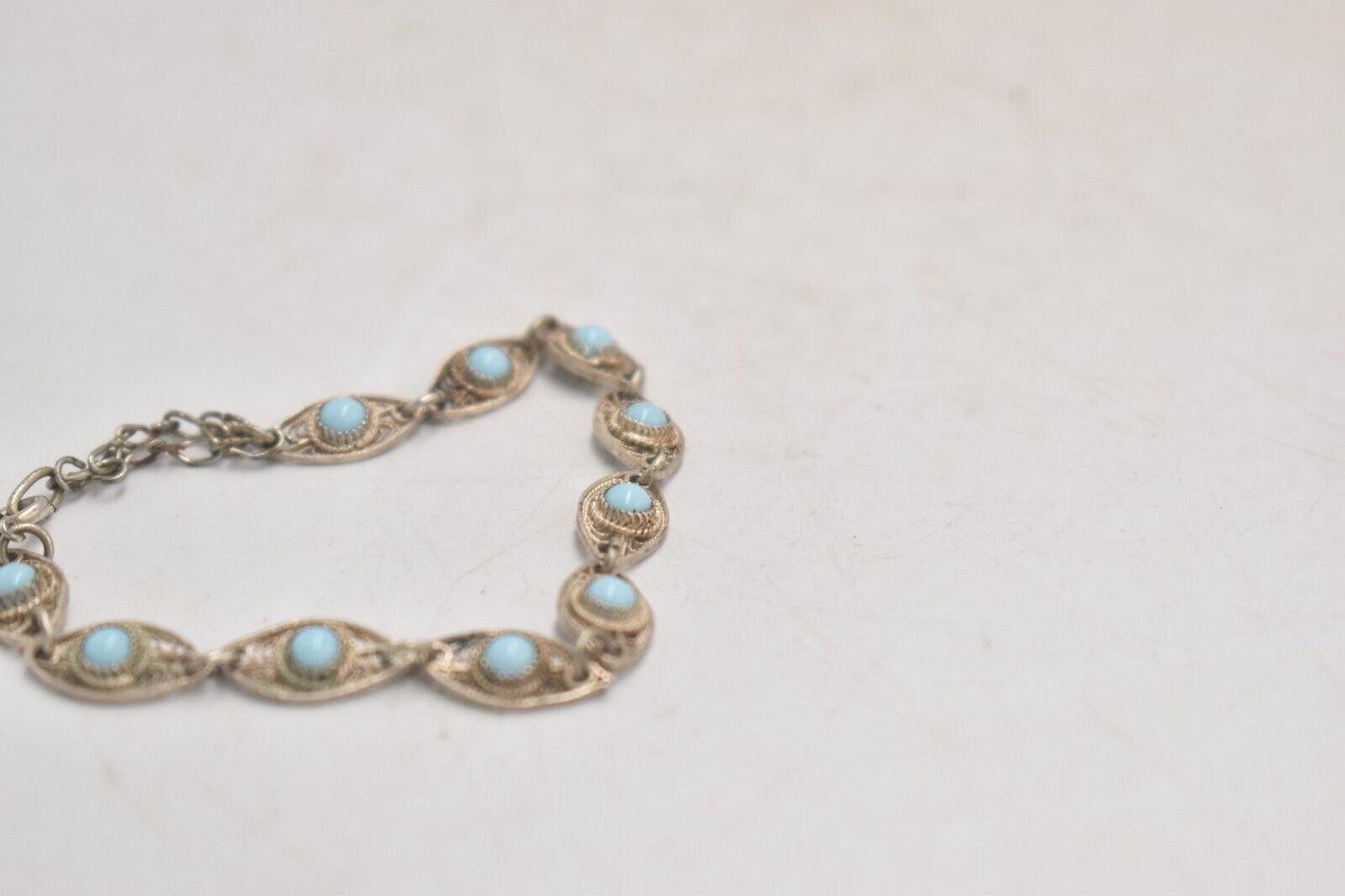 Vintage Silver Metal & Turquoise Boohoo Style Bracelet – 18cm
