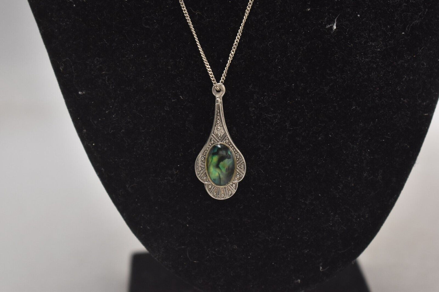 Vintage 925 Sterling Silver Abalone & Marcasite Pendant Necklace – 45cm