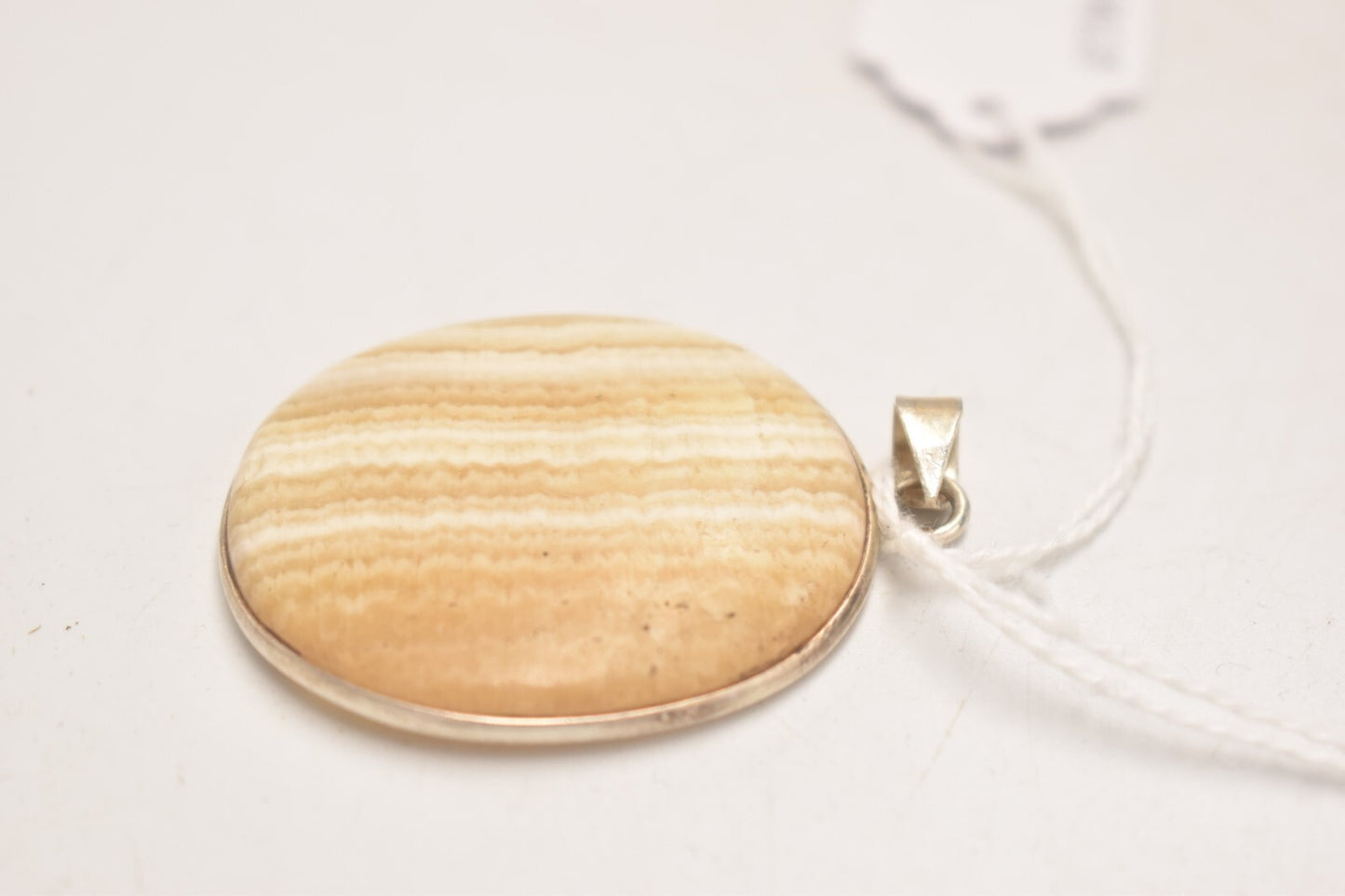 Vintage 925 Sterling Silver Yellow Agate Pendant Necklace – Elegant Statement