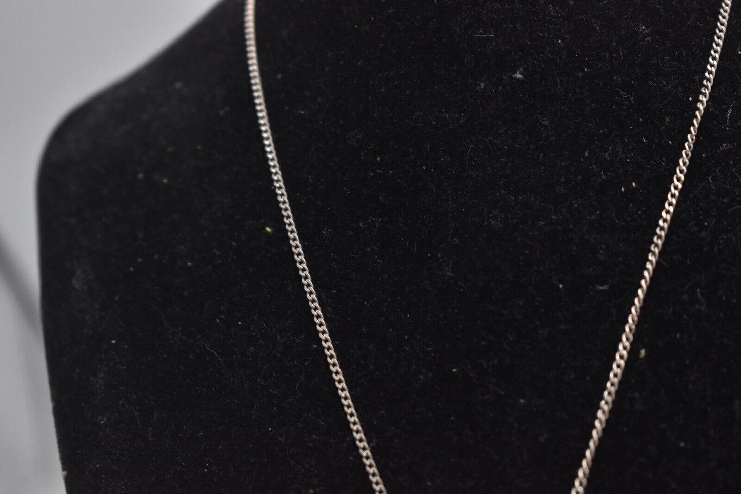 Vintage Sterling Silver 925 Necklace with Heart Locket Pendant – 40cm