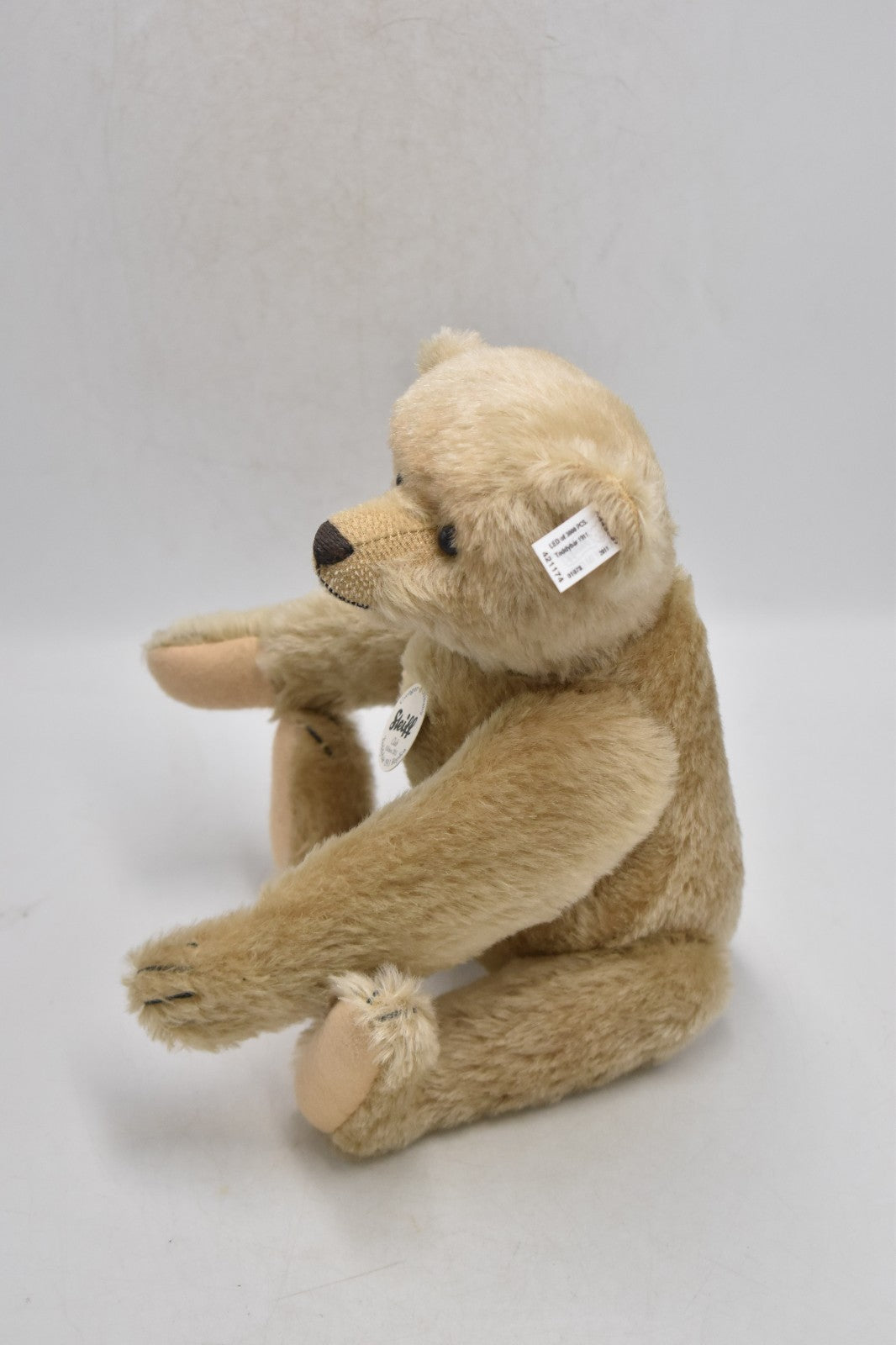 Steiff Teddy Bear Replica 1911 421174 from 2011 Ltd Edition with DVD