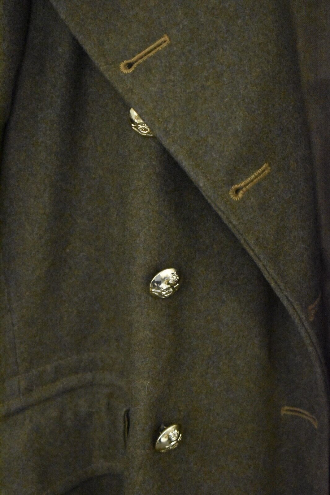 British Army 1951 Pattern Greatcoat – Dismounted Royal Artillery – Dated 1955
