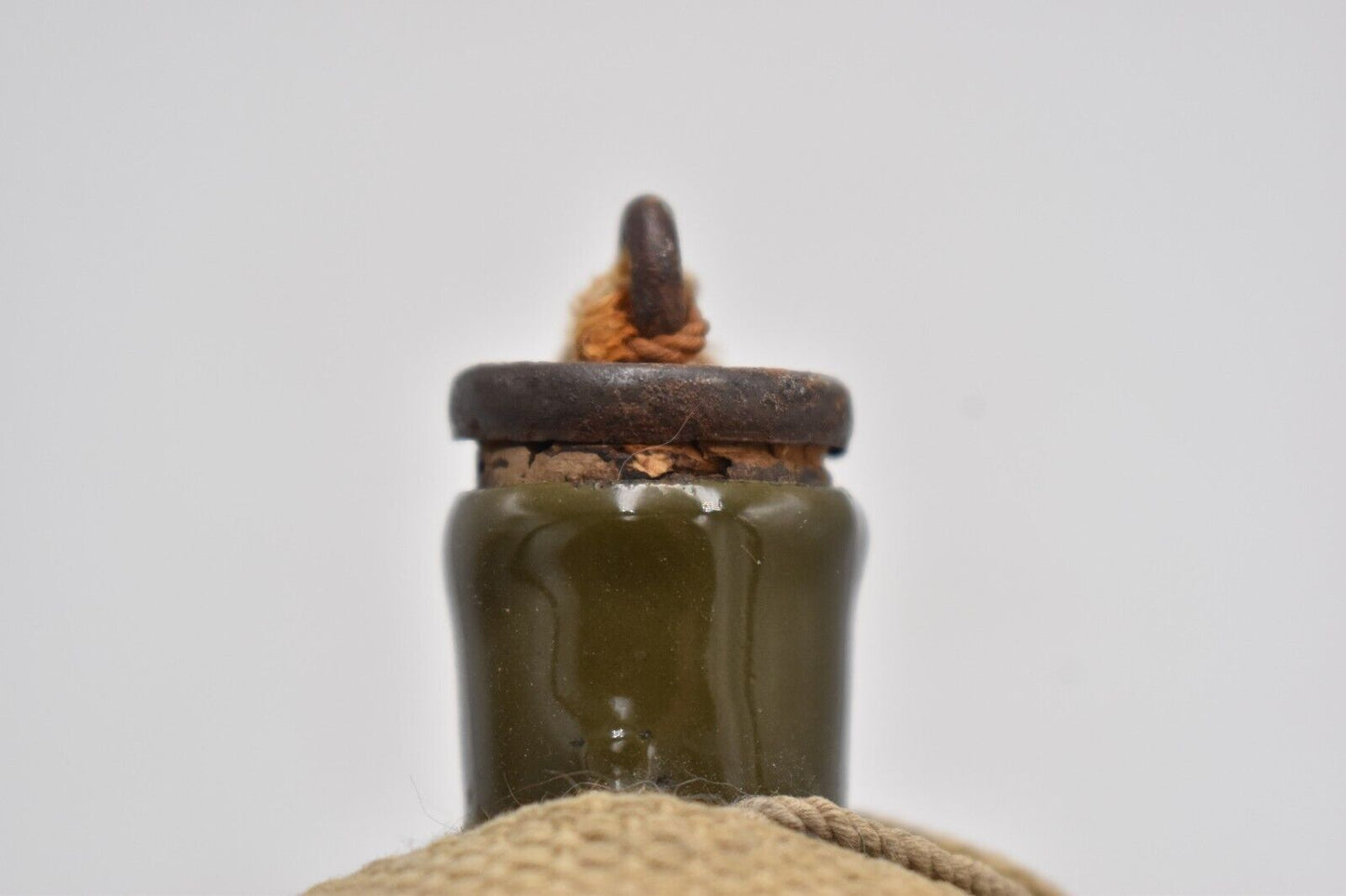 British Army 1940 Pattern Cavalry Webbing Waterbottle – Dated Meco 1940