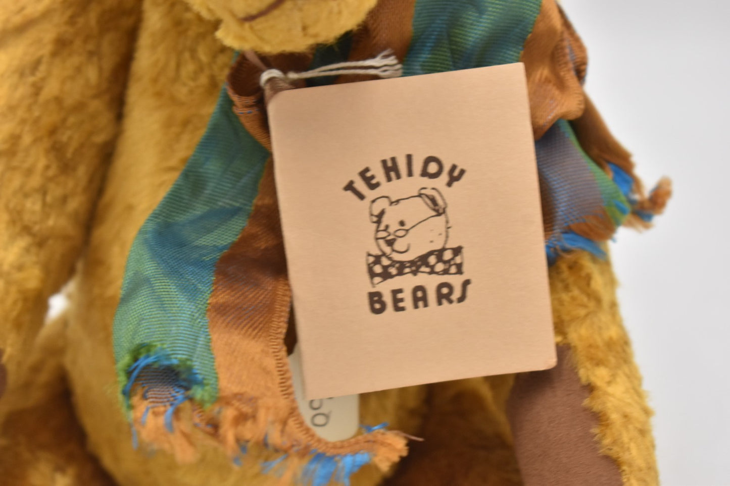 Tehidy Bears Artist Teddy Bear by Alison Godolphin “Oscar” – OOAK – 30cm – Tag