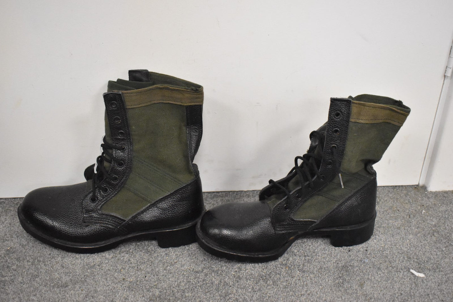 British Army Jungle Boots – UK Size 6 / EU 40