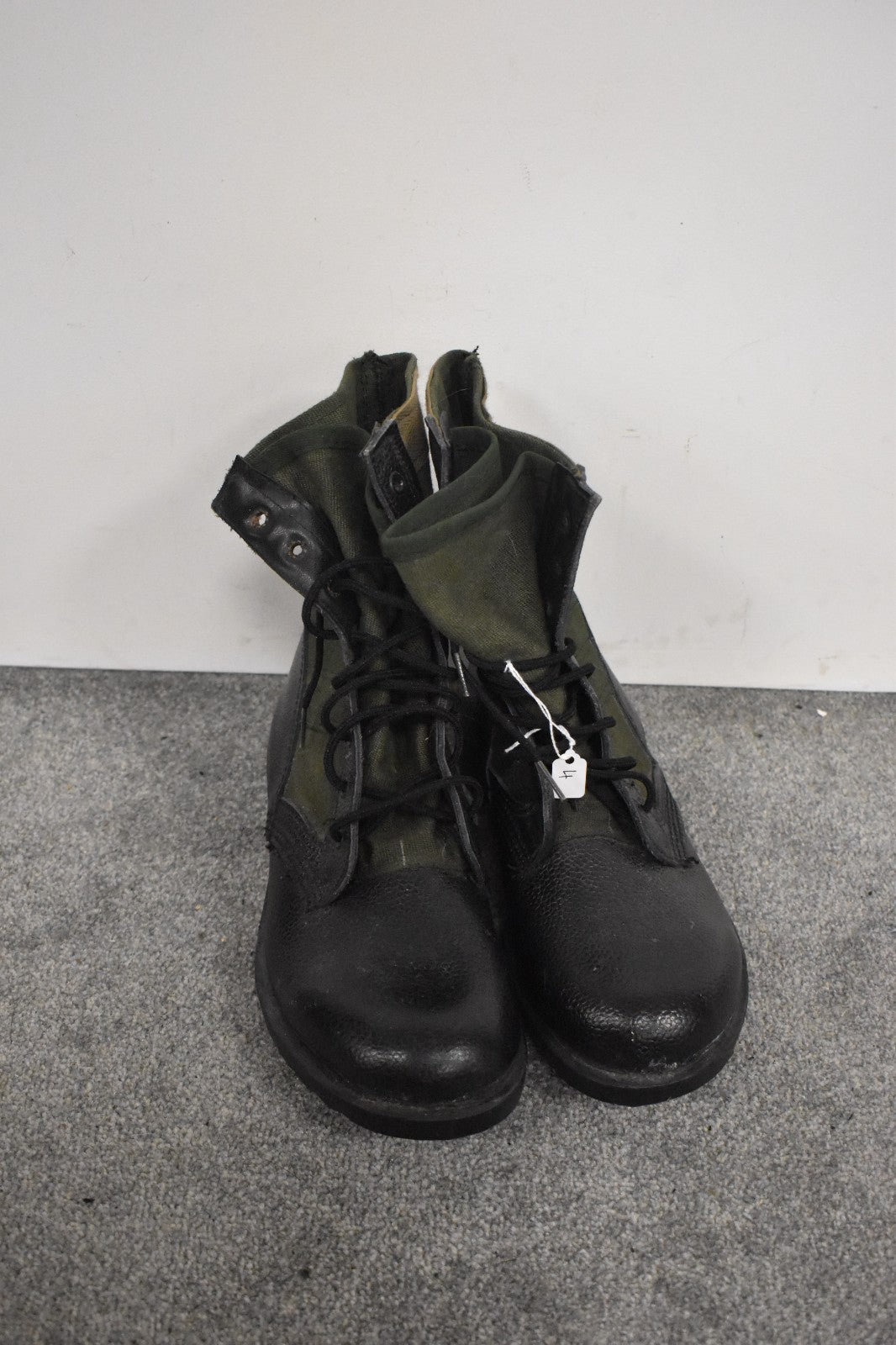 British Army Jungle Boots – UK Size 6 / EU 40