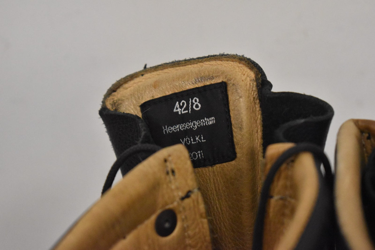 Austrian Army Black Heavyweight Leather-Lined Combat Boots – UK Size 8 / EU 42