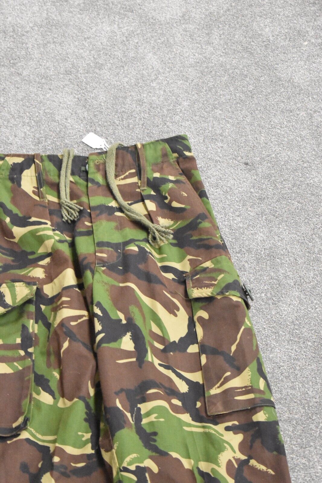 British Army DPM Lightweight Woodland Camo Combat Trousers – Size 75/76/92