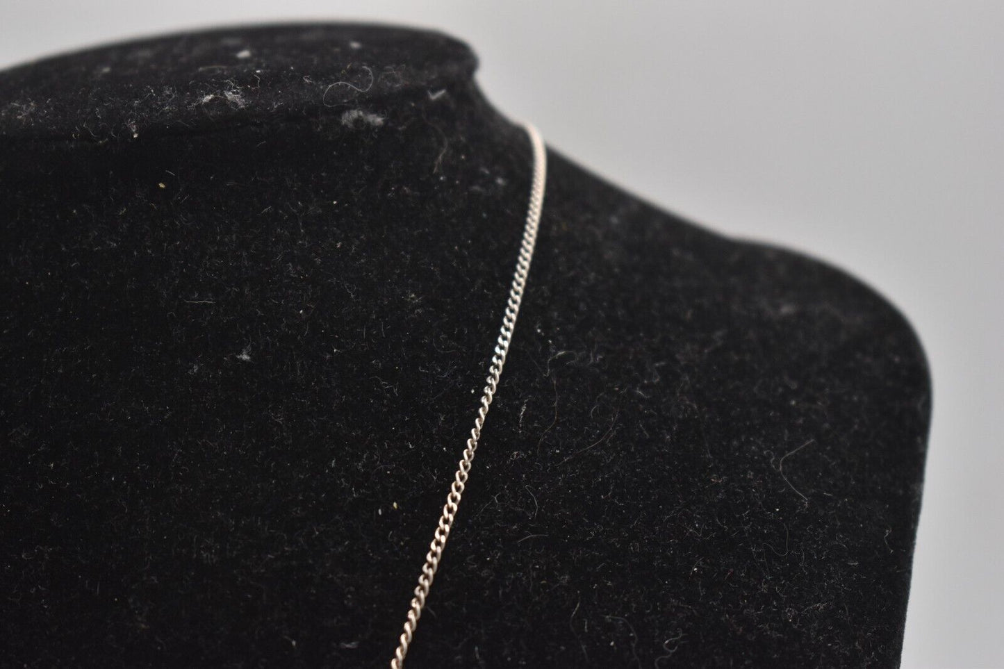 Vintage Sterling Silver 925 Necklace with Heart Locket Pendant – 40cm