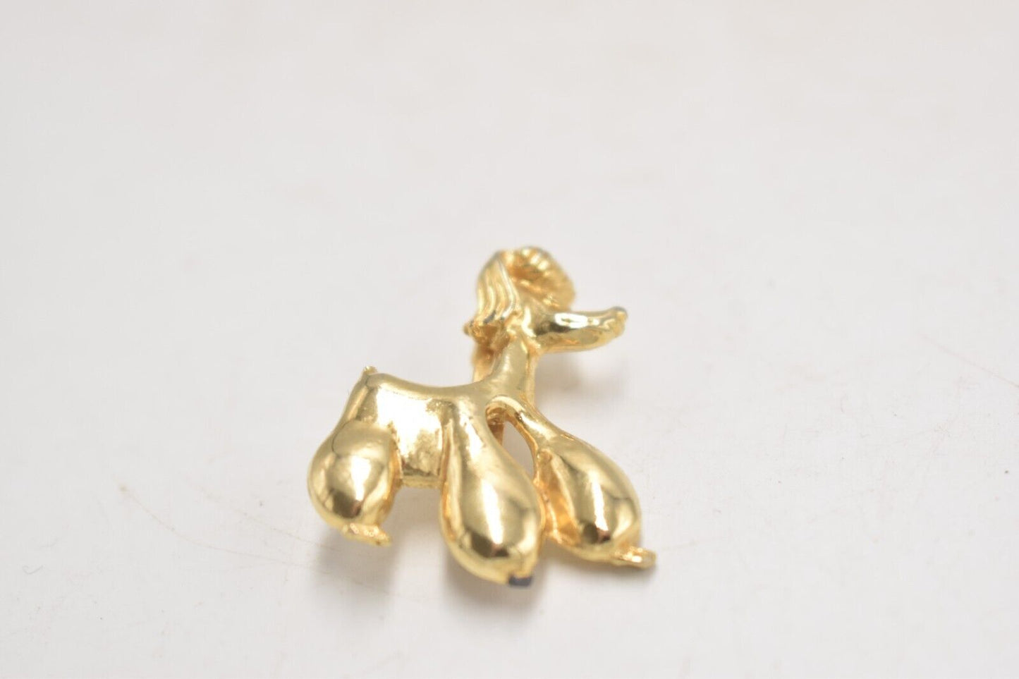 Vintage Gold Tone Poodle Dog Brooch – Costume Jewellery