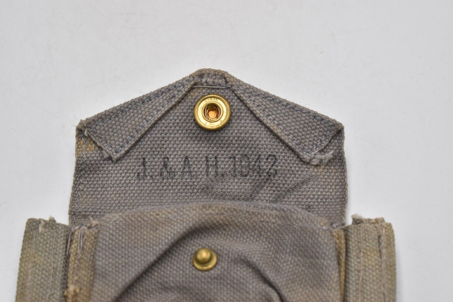 British Army RAF WWII Pistol Ammunition Pouch – 1942 Dated Webbing