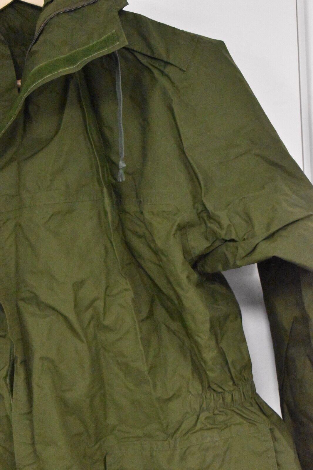 British Army/RAF Olive Green Foul Weather Waterproof Jacket – Size 180/100