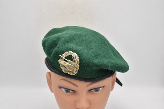 Vintage German Army Green Beret w/ Bundeswehr Panzer Tank Metal Badge – Size 59