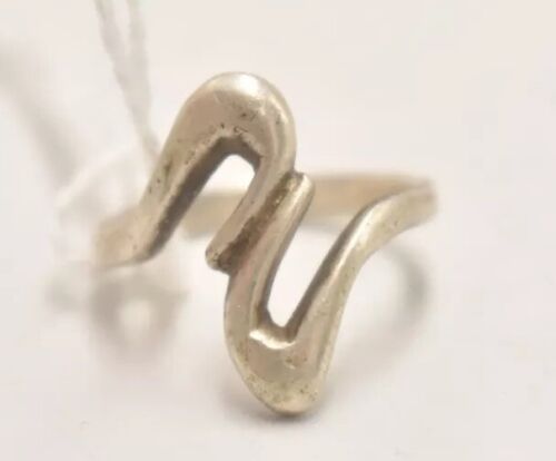 Vintage Sterling Silver 925 Wave Ring – Size K
