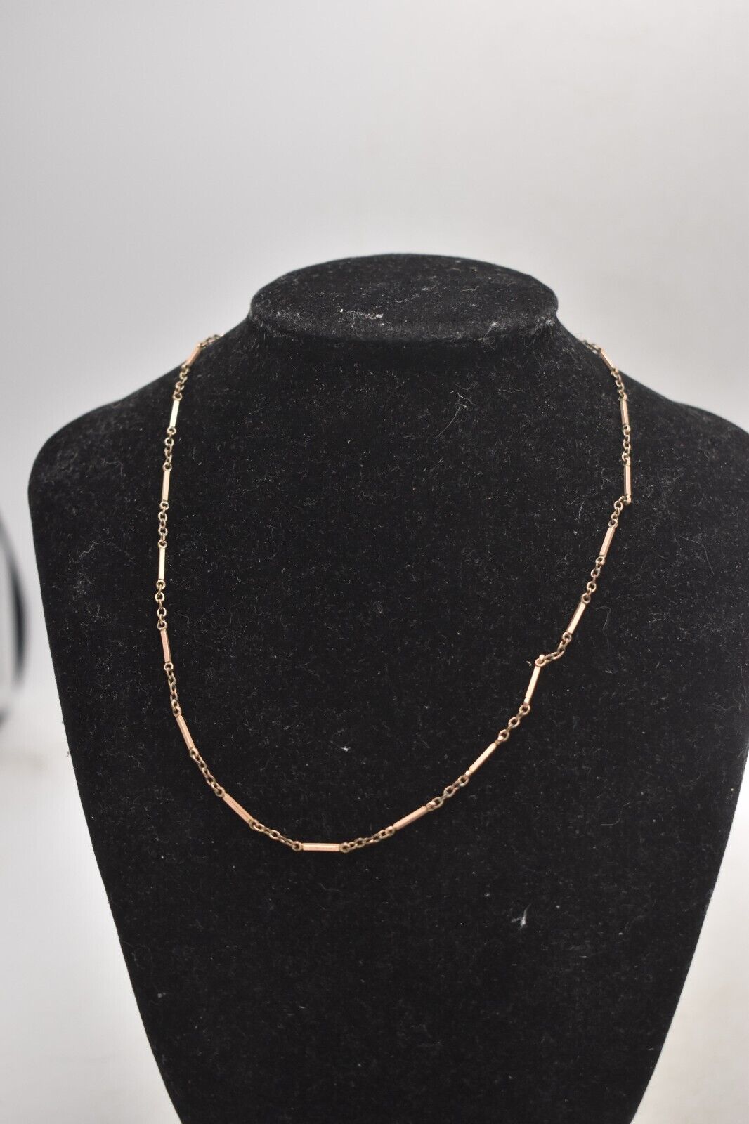 Vintage Bronze Tone Choker Necklace – 42cm – Elegant Costume Jewellery