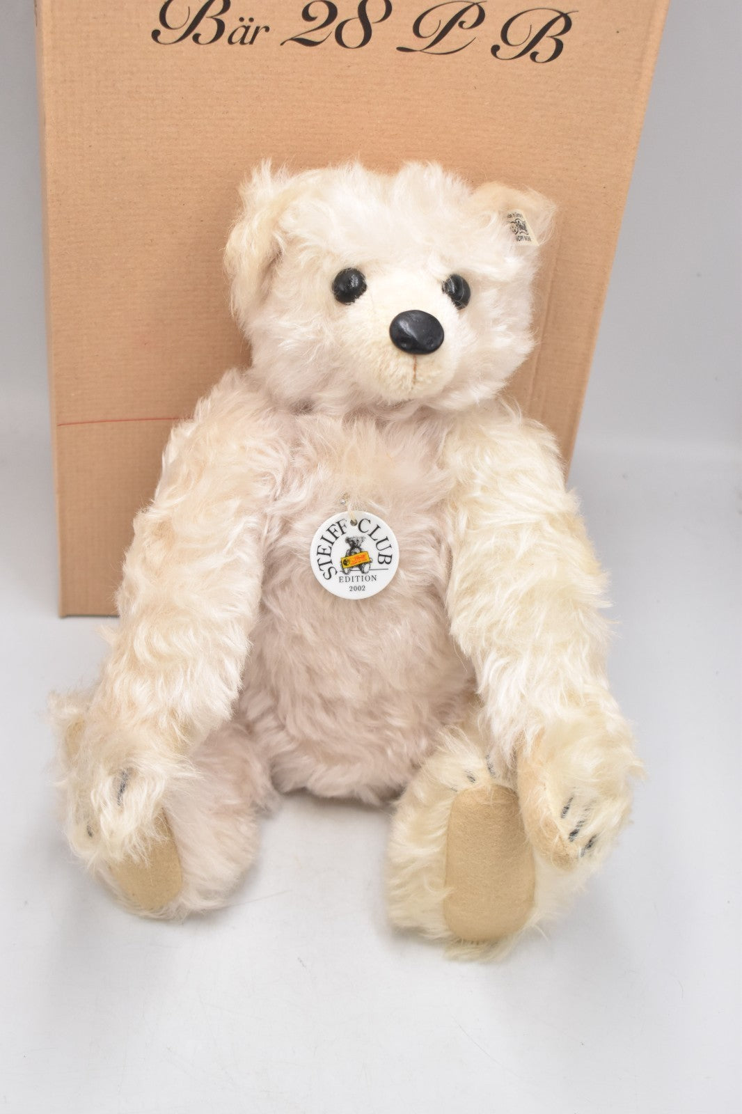 Steiff 28 PB Teddy Bear – Club Edition 2002 – Limited Edition 420290 – Boxed