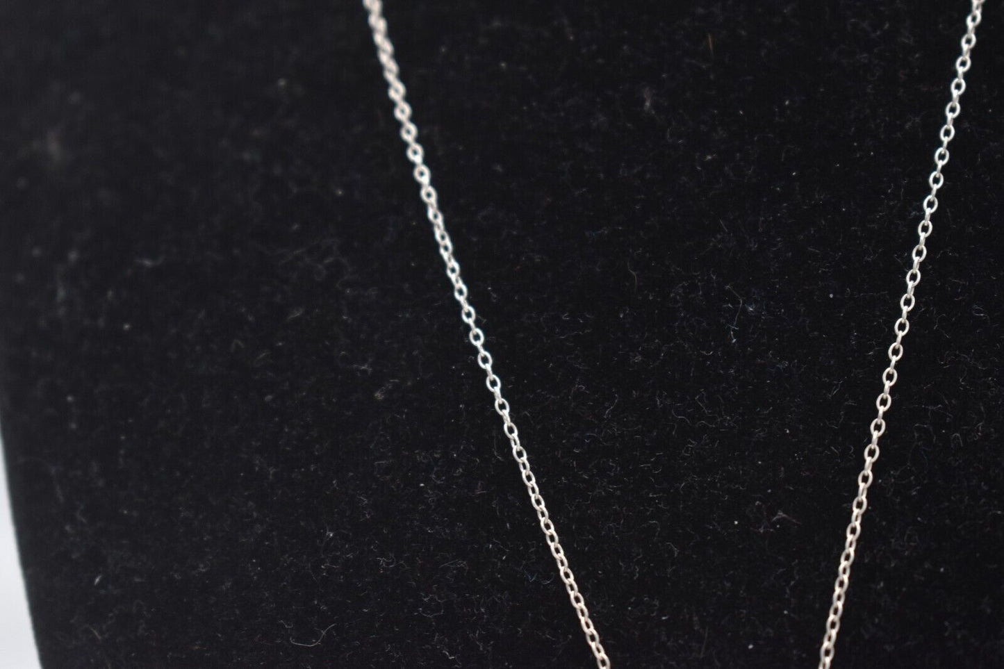 Vintage Sterling Silver 925 Necklace & Mother of Pearl Pendant – 45cm