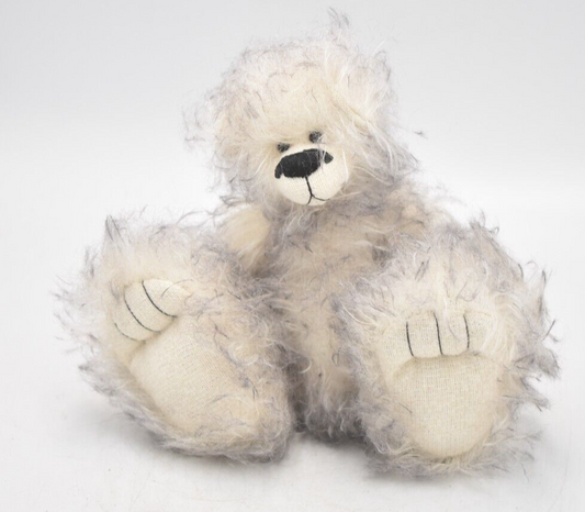 Artist Teddy Bear Errol by Balfour Bears – Tricia Balfour – One of a Kind