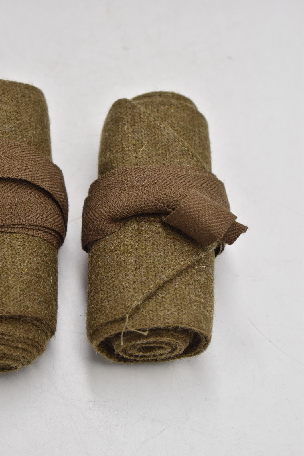 British Army WWI & WWII Khaki Puttees – 4" Width