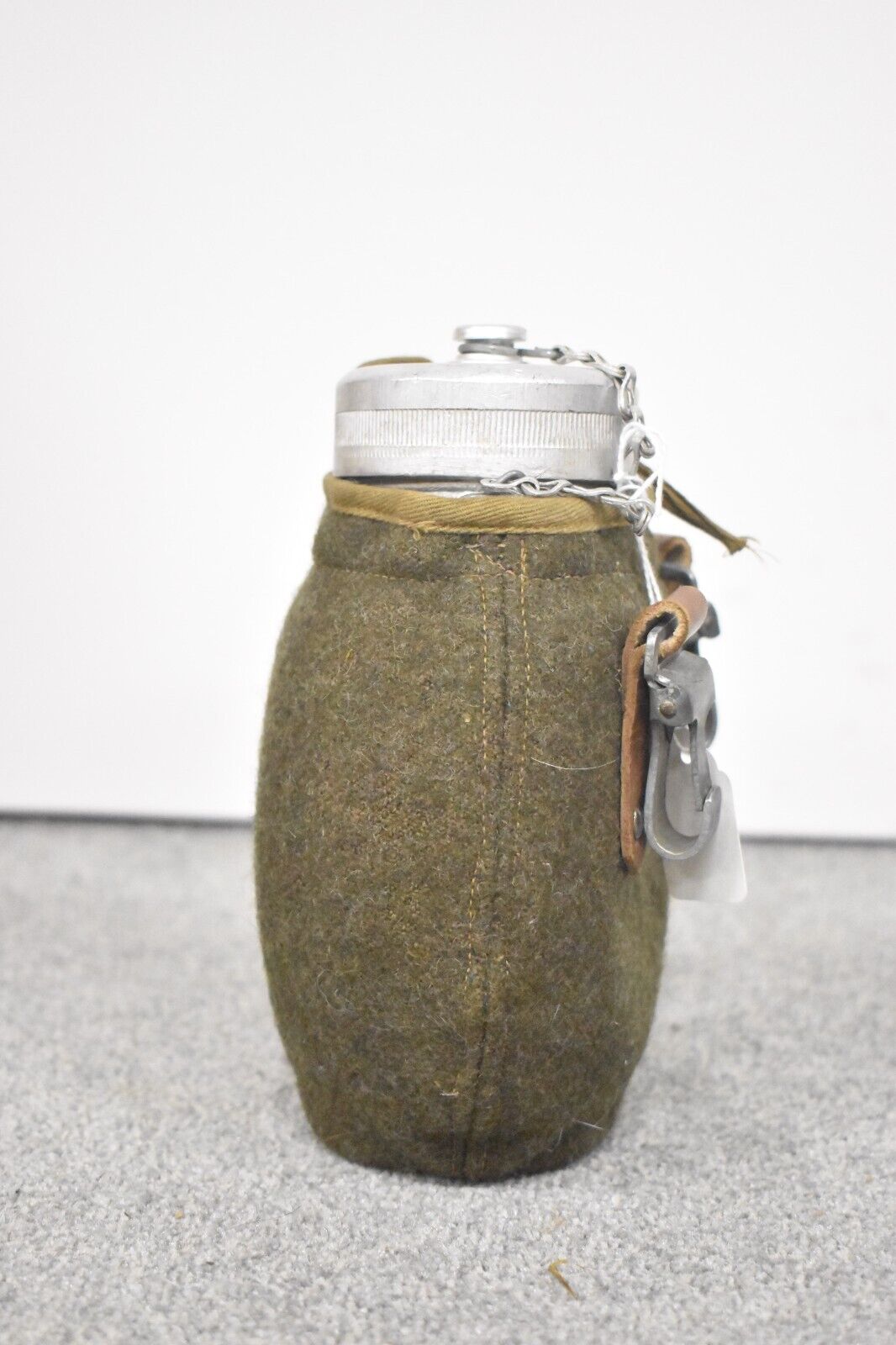 Original Polish Army 1969 Field Canteen – 0.7L Water Bottle – Military Surplus