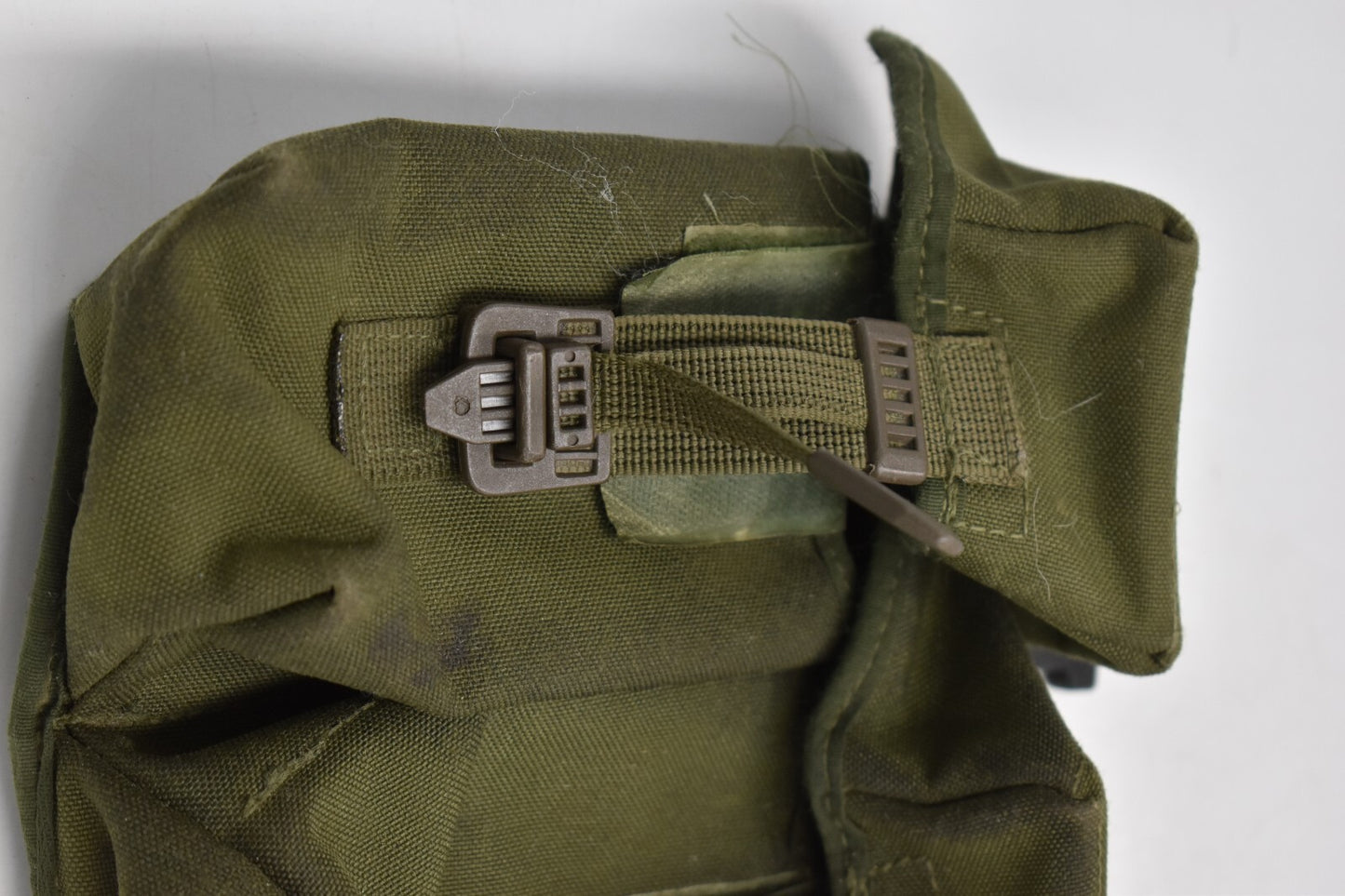 British Army Olive Green PLCE Right Hand Double Ammunition Pouch Dated 1990
