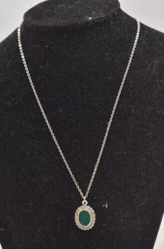 Vintage Sterling Silver Green Chalcedony & Marcasite Pendant Necklace – 40cm