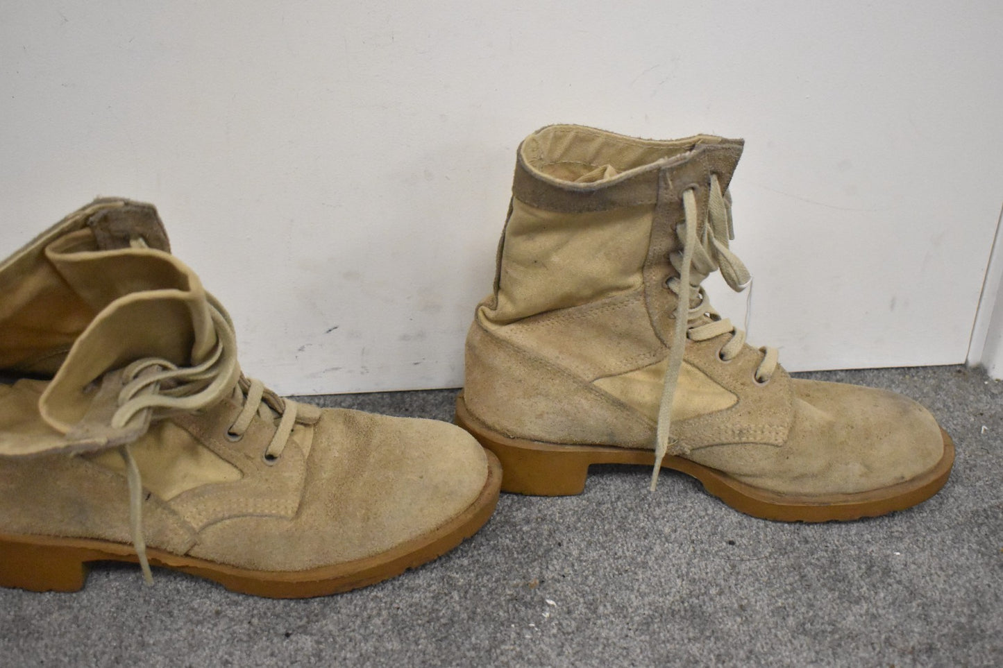 British Army Desert Combat Boots – UK Size 7